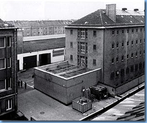 Dokumentations- und Gedenkstätte der BStU in der ehemaligen Untersuchungshaftanstalt des Staatssicherheitsdienstes in Rostock